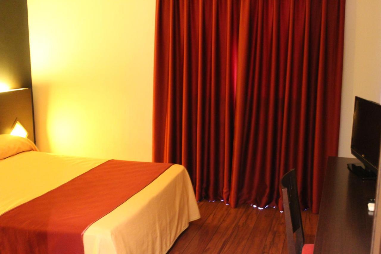 Hostal Royal Almorox Exteriér fotografie